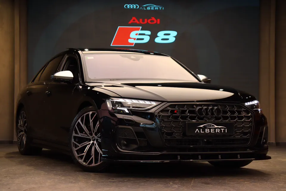 Audi S8